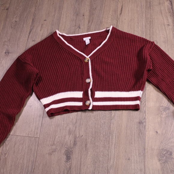 0402 Rue21 Cropped Varsity Cardigan – Maroon & White Knit, Size L - Picture 1 of 7